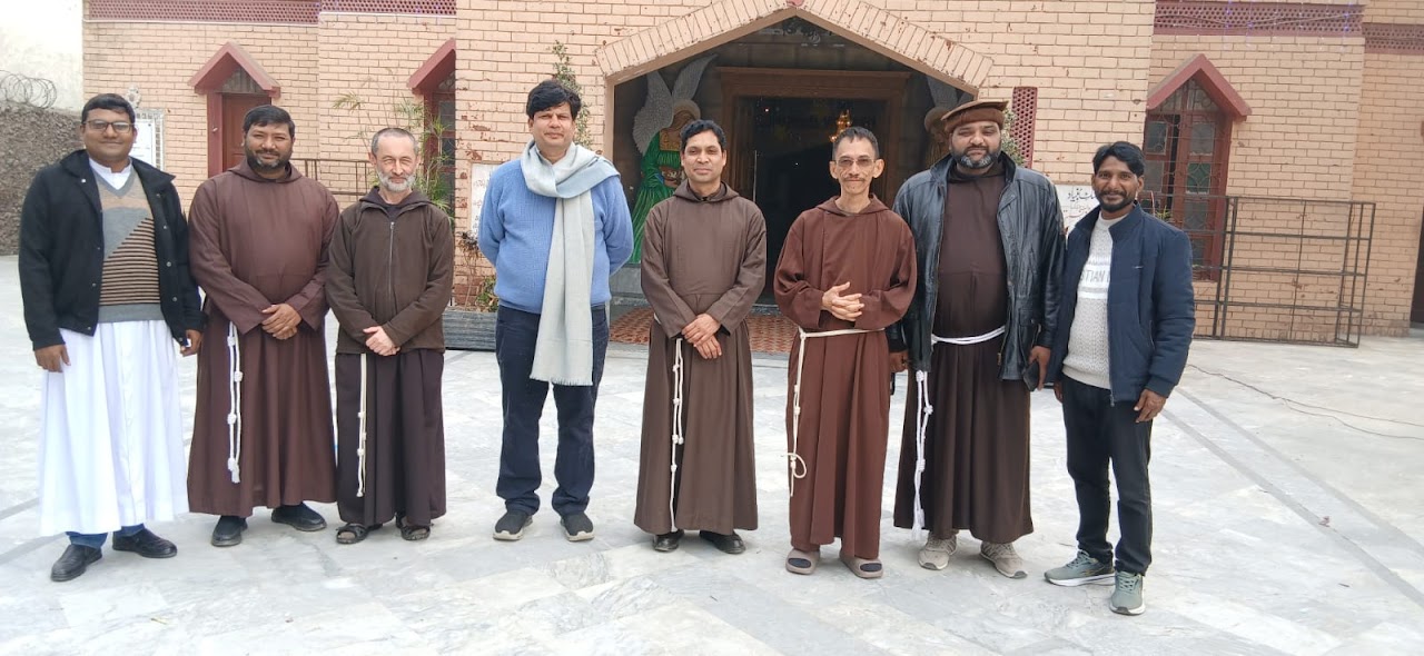 Group visit to St. John's Catholic Church